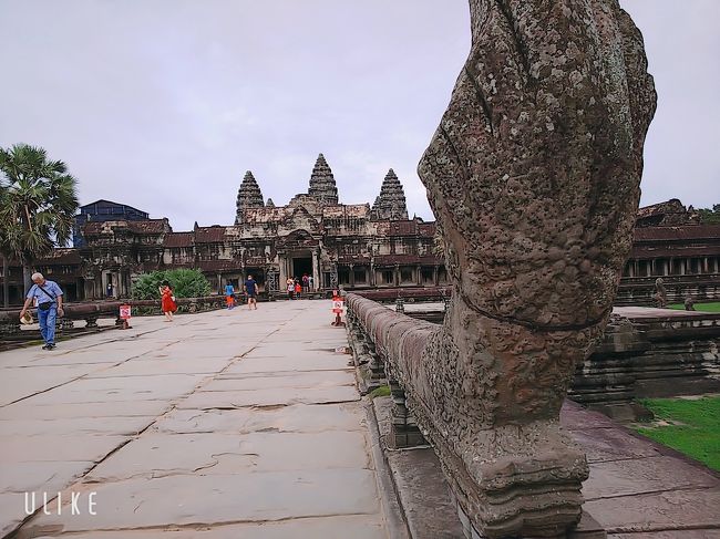 参道を渡って、これだけで感激(^-^)