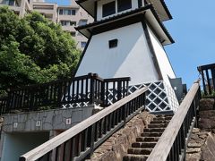 石川島灯台

下は公衆トイレになっています。
