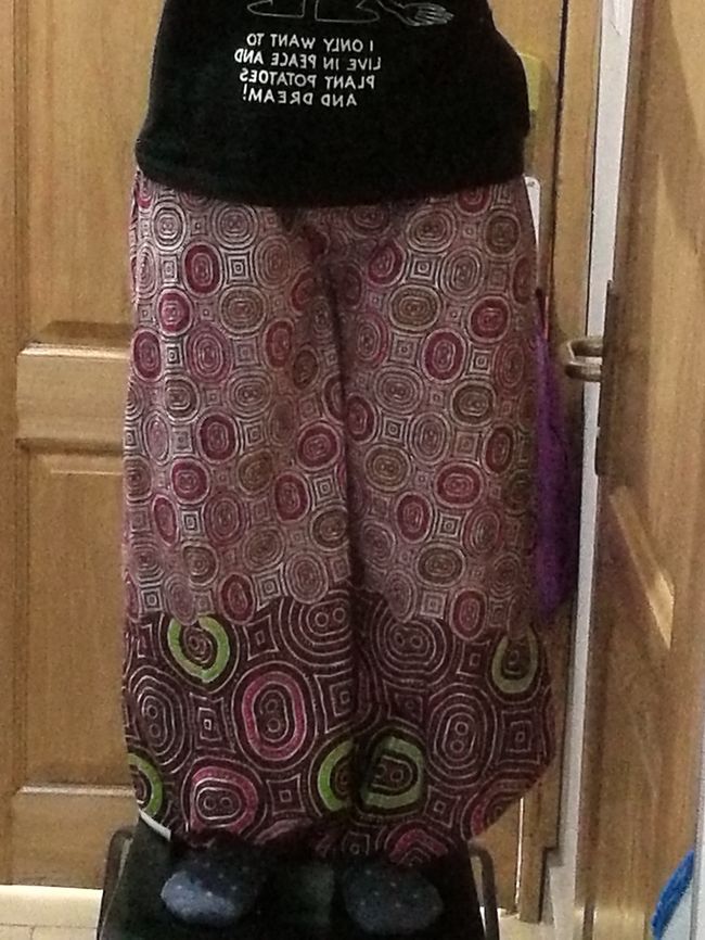 部屋に戻って試着。