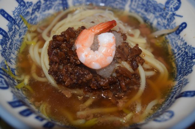 再び担仔麺。卵なし。