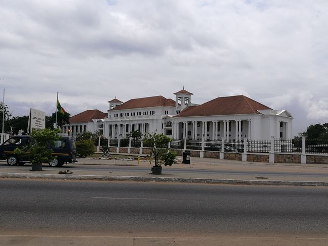 ここらへんにイギリスの面影が残ってますかね…。