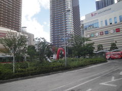 武蔵小杉駅　東口　いつの間にか高層ビルできました。
★　東急　東横線改札前