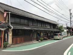 観光協会の人に勧められたオリベストリートで途中下車。
お買い物してぶらぶら歩いて帰るつもり。

こんな素敵な建物がたくさん。