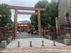 神戸の街を散策しました^ - ^

生田神社発見ー！

初めての生田神社。