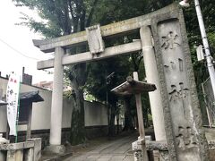 西五反田鎮座の桐ケ谷氷川神社。
今日一番の距離、25分は歩きました。

最後にこの距離は辛かった(笑)