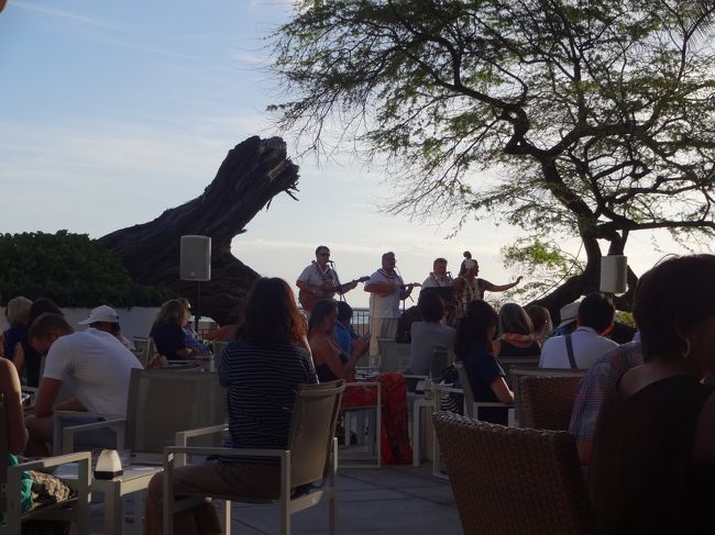 フラダンスが始まります☆