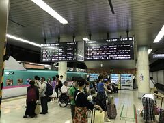 8月12日です。1日目です。

北陸新幹線「あさま」にて、上野駅から上田駅へ向かいました。
