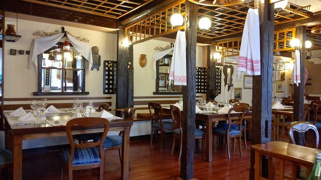 夜六時はまだ誰もおらず、貸しきりで楽しめました。