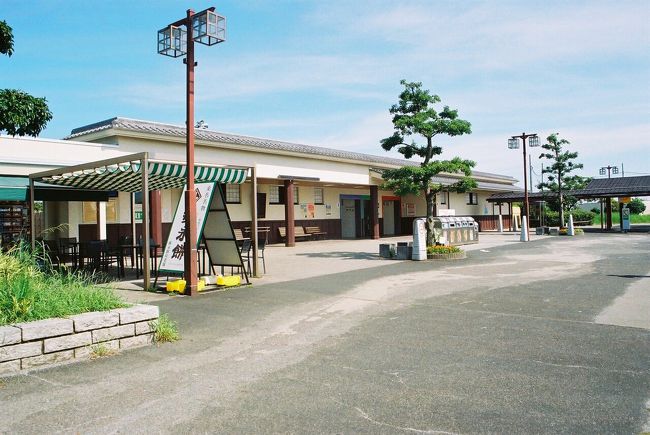 パーキングエリアの割には広いんですよね。