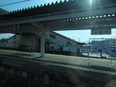古賀駅。通過。