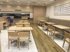 三陸自動車道上り春日サービスエリア内四六時中の店内