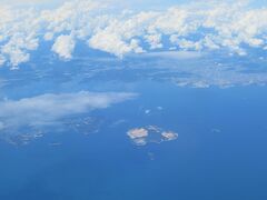 中国国際航空　CA726　関空－杭州
兵庫県姫路市家島諸島
全島　採石場の男鹿島
島が平になるまで、採石は続くのか・・・