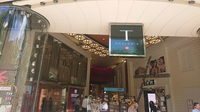 DFSギャラリアも行こうと考えています＼(^_^)／免税店なので安く買えますからねぇ～(^-^)v