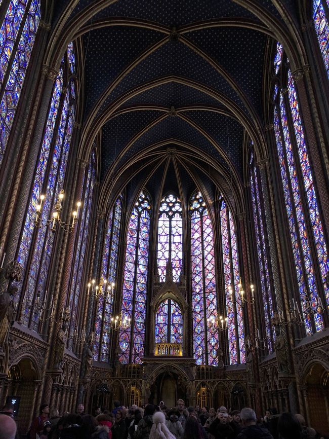 二階に上がってきて、そうこれよ、これ！<br />