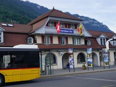 ●インターラーケンオスト駅

体力と時間があるのなら、インターラーケンの中心地まで行くのも有でした。
でも、かなりヘロヘロだったので、帰ることにしました。