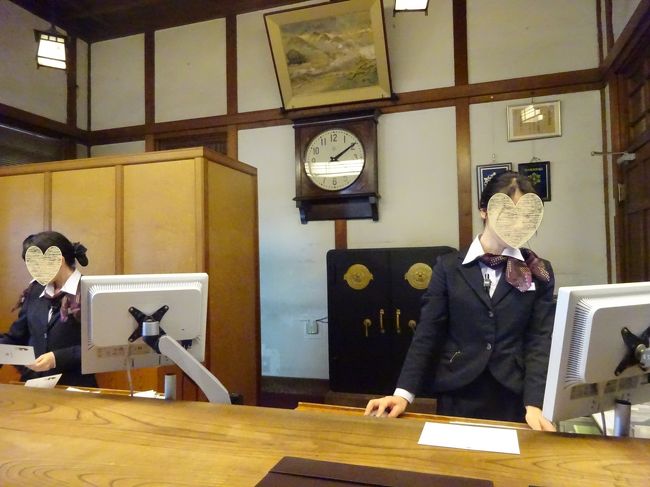 レトロなフロント。いい感じ。後ろの金庫はめちゃくちゃ重いんだそうです。