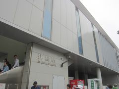 西武拝島線に乗って10時頃に拝島駅に到着