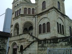 松が峰教会。大谷石で造られた立派な建物。
国の登録有形文化財だそうです。