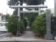 巴波川の近くにある井上神社