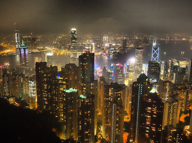 ちょっと曇ってたのが残念だけど、それでもきれいー！！<br />ずっと見てられる