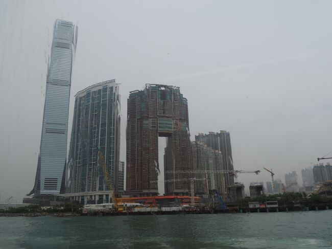 まもなく到着<br />すごいどんよりな天気ｗ