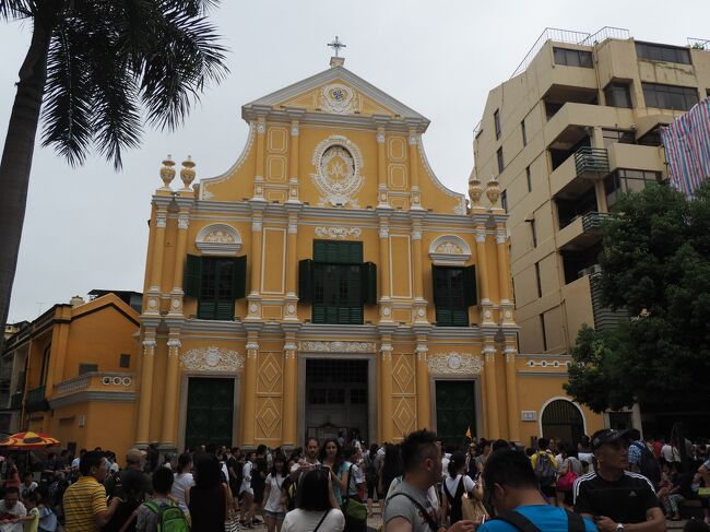 セナド広場近くの聖ドミニコ教会