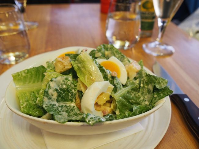 シーザーサラダ。量がたっぷり