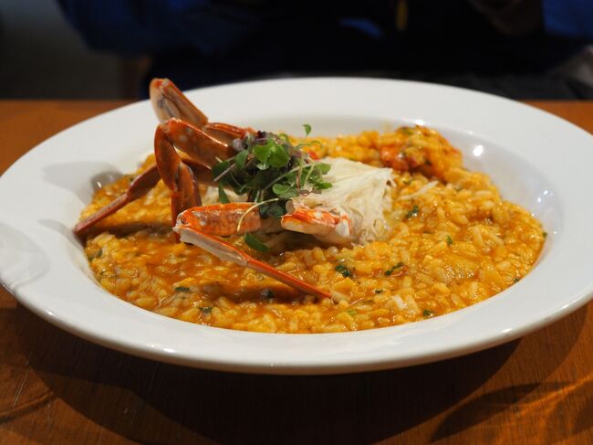 そしてカニのリゾット<br /><br />どれも美味しかった！<br />お店を出たときにはさらに行列ができてて、早めの時間がおすすめ