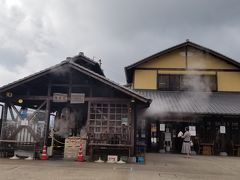 昨年も来た「地獄蒸し工房」です。
母がとても気に入り昨年に続きやって来ました。

9：00 OPENです。