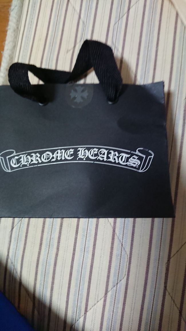 また、CHROME HEARTSで買い物したいですねぇ～(^-^)v去年、初めて買いましたo(^o^)o