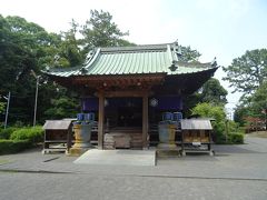 御穂神社の拝殿・本殿。…の他に、舞殿もあリ。