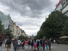 プラハの春のビロード革命の舞台の
ヴァーツラフ広場の入り口です。