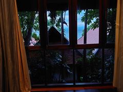 サムイ島４日目の朝。

この日は早起きして、サムイ島からバンコクへ移動の日です。