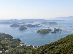 大島は観光客いるの？というくらい静かでしたがこの公園は混んでました。島々がきれいに見渡せます。