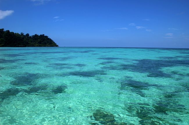 ☆Ao Reli Bagu Lagoon , Koh Adang @ Mu Koh Lipe Thai<br /><br />ビーチからは少し遠いですがスノーケリングにも丁度いい深さです。