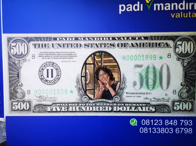 バリ島東部パダンバイ～ギリ～サヌール～プニダの<br />代り映えしない内容となっていますが、<br />よろしくお付き合いくださいませ。<br /><br />フェイスブックではリアルでレポしています。<br />友達申請はメッセージ付きでお願いします。<br />読んでなくても(笑)「４トラ読んでます」って書いてあると安心します。<br />名前は「まうまう」でヒットすると思います。(*^-^*)