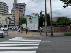 飯を食ったら早速観光へ！
とりあえず福岡タワー目指してGo！Go！

西新駅まで地下鉄移動してからの徒歩、
おっさん達、歩きます。夜しっかり飲まないといかんので今は歩きます！

途中サザエさん通りなる道があったので磯野家がお出迎えしてくれると思ったが、ファミリーは数人しか確認できず？？
探し方がわるかったかな？