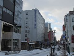 16：35　ダイワロイネットホテル盛岡着

映画館通りに位置するが、バスは入れず、
中央通という大通りで下車。
キャリーケースをもって、徒歩移動。