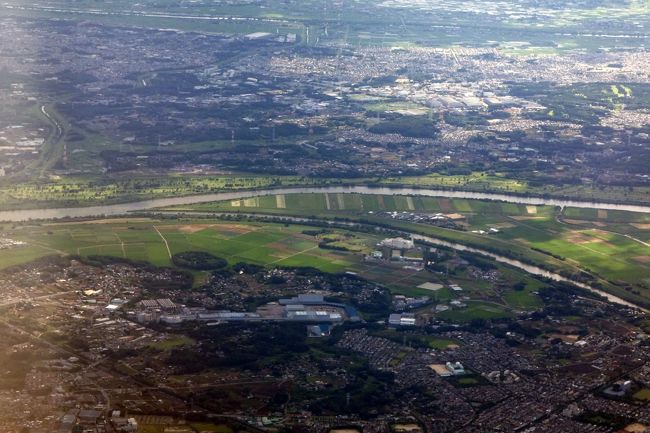 鬼怒川が利根川と合流し、これより下流は利根川になります