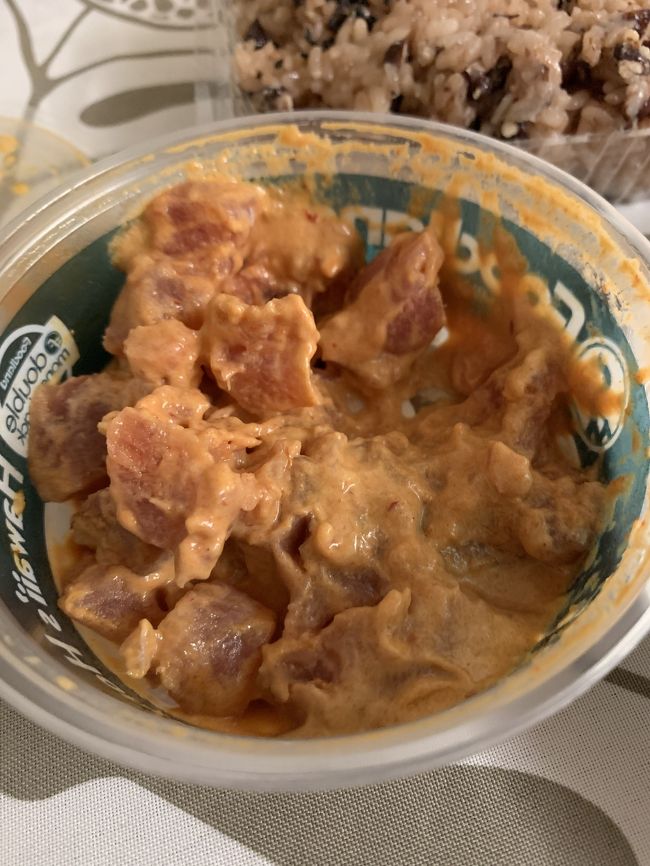 アパートに着いたら、シャワーを浴びてスッキリ。<br />昨日のポキとドンキホーテで買ったお赤飯でこの日は終了。