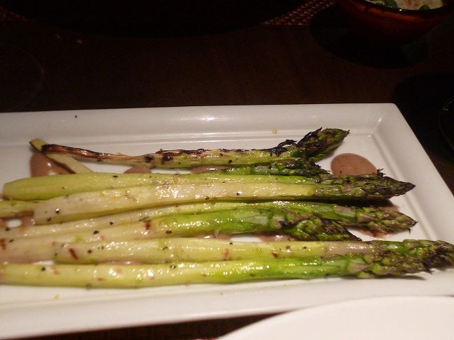 再度ディッシュはアスパラガス。<br /><br /><br />