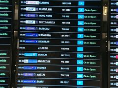 日付が変わり2019/3/12
ＡＭ04:30チェックアウトし流しのタクシー捕まえてスワンナプーム空港へ。
近！！時間計ったら20分で155B。
バンコク最終日はオンヌットおすすめです