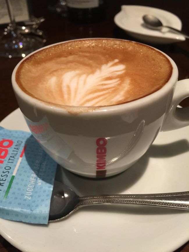 丁寧に入れてくれたカプチーノも美味しかったぁ<br /><br />さぁ、ホテルに戻ったら大浴場にいこ！！いこ！！