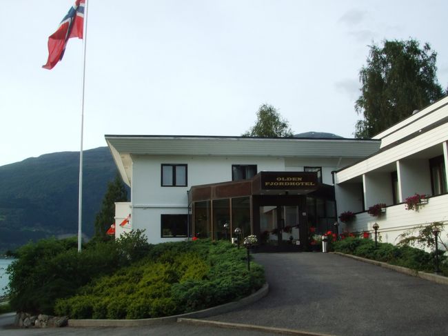 Oldenに到着。明日はブリクスダル氷河に向かいます。