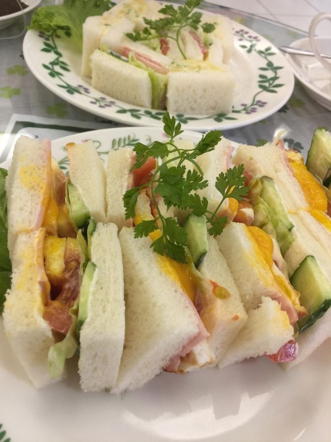 今朝もキャパトルで朝食です