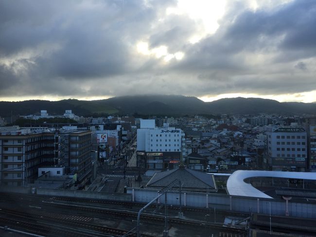 出発の朝<br />何だか天候がよくないねぇ・・・