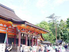 てくてく歩いて、途中お店にも立ち寄りながら、四条の街から東山地区へ。
八坂神社でお参りして、さらにてくてくと高台寺かいわいもお散歩。
