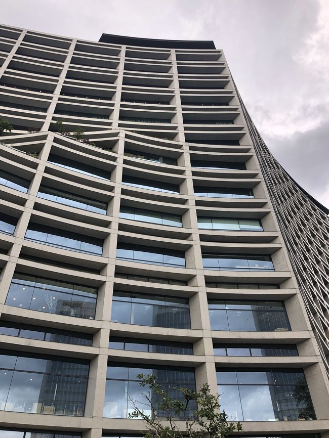 駅からかなり遠くて、駅歩10分ちょいでつきました。オシャレな展覧会もしていて、売っているものはオシャレ雑貨でした。見てるのは楽しいけど特に買わず。。