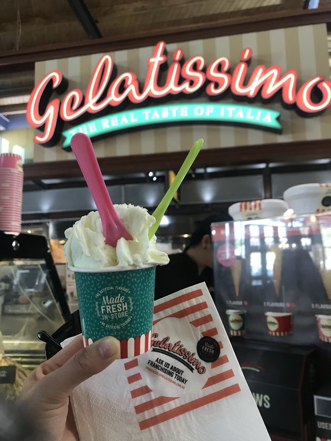 フェリーの待ち時間の間に、ジェラート♩必須です！