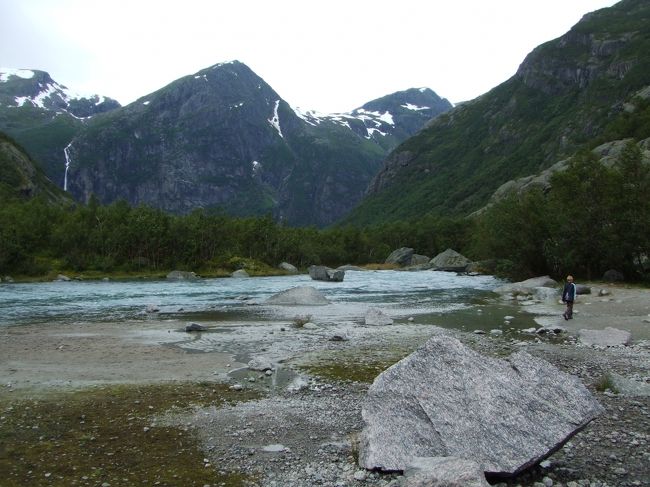 しばし氷河を鑑賞し、帰路につきます。